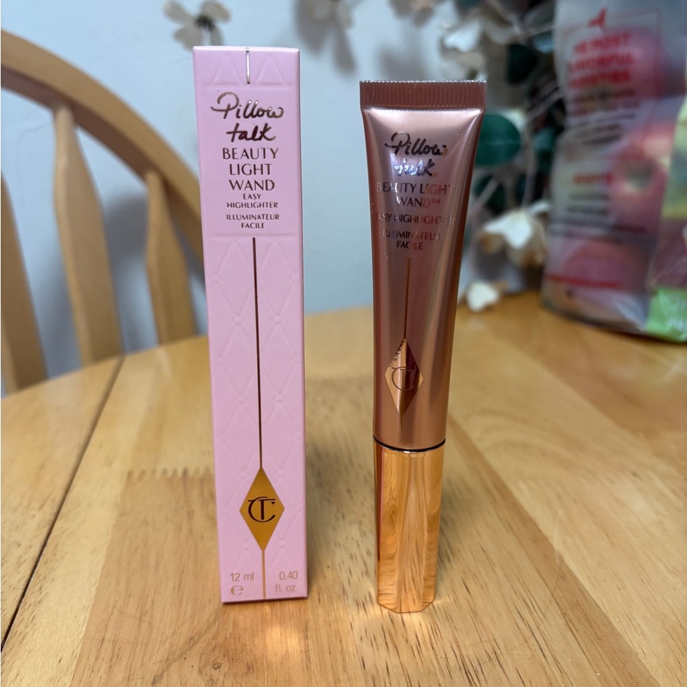 Charlotte Tilbury Pillow Talk Beauty Light Wand Highlighter in Pillow Talk ~BNIB
